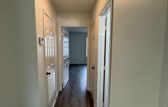 2 beds, 1 bath, $745, Unit Apt. 6