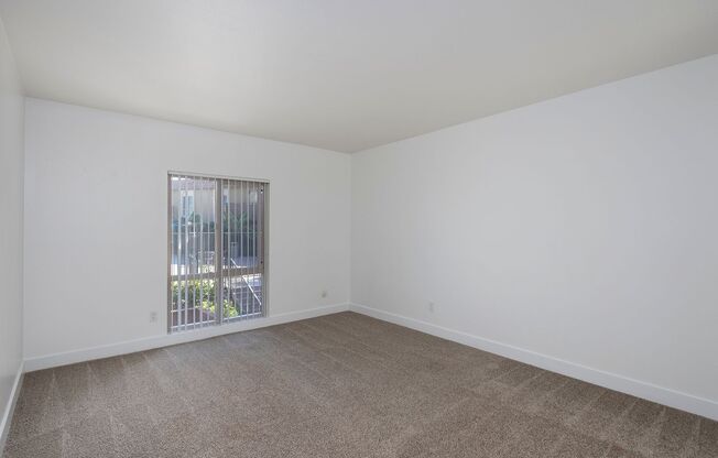 2 beds, 2 baths, 1,027 sqft, $2,495, Unit B-19