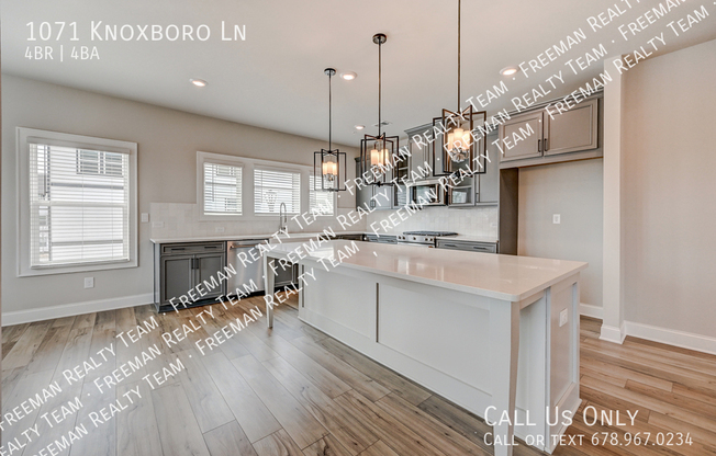 1071 KNOXBORO LN