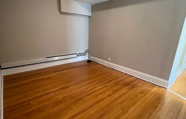 1 bed, 1 bath, 660 sqft, $1,595, Unit 1509-13-GDN