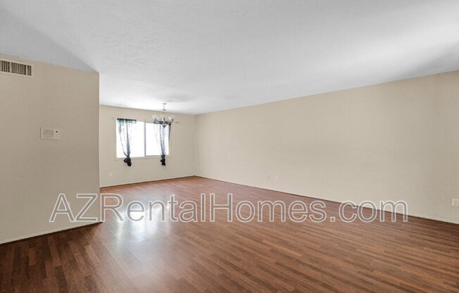 1622 E CORONADO DR