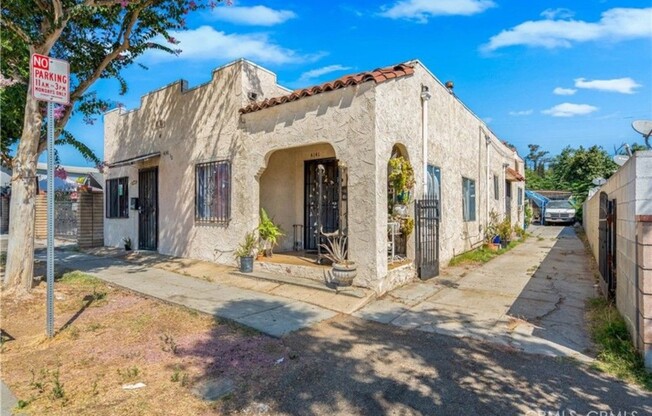 4141 FLORAL DR