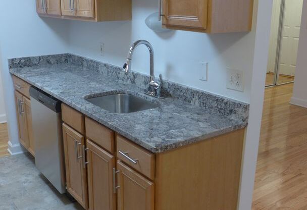 1 bed, 1 bath, 650 sqft, $1,595, Unit 310