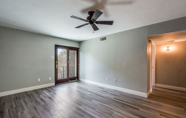 529 W LOOKOUT DR