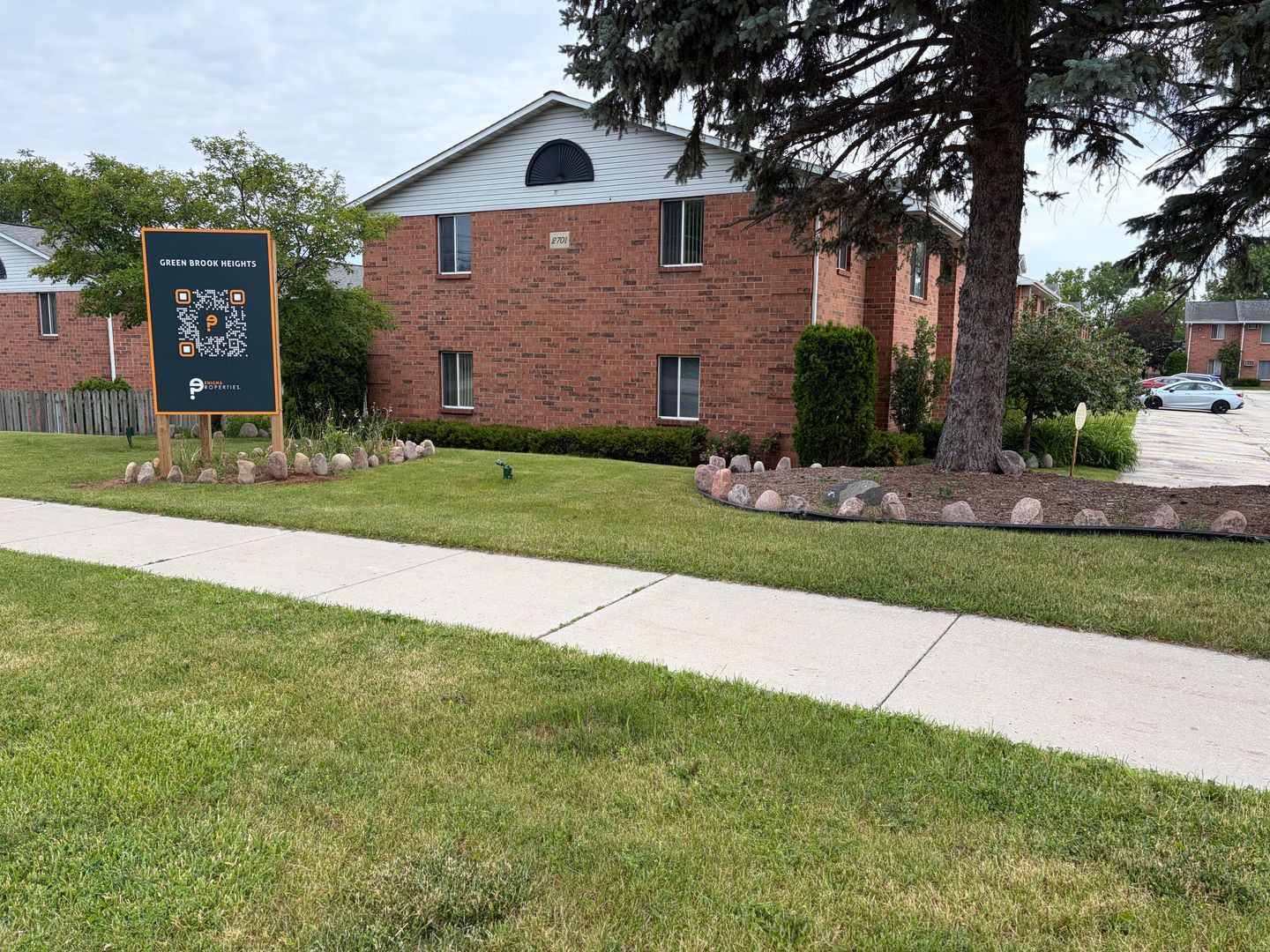 2711 Humboldt Rd