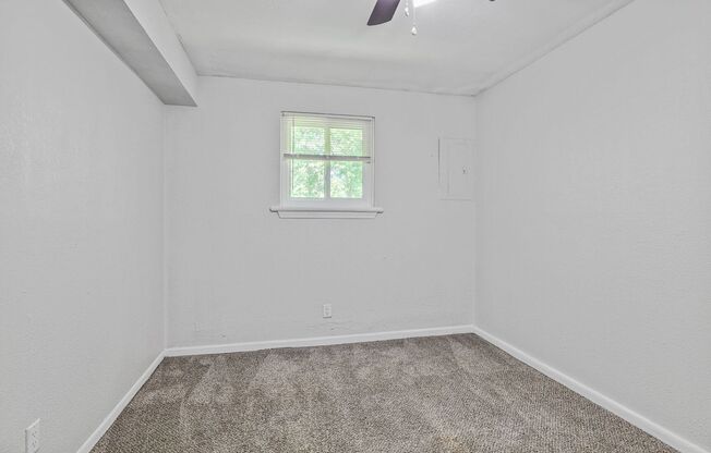 2 beds, 1 bath, 825 sqft, $995, Unit 6116-F