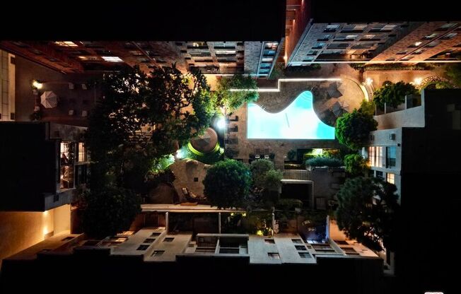 1 bed, 1 bath, 693 sqft, $3,000, Unit 228