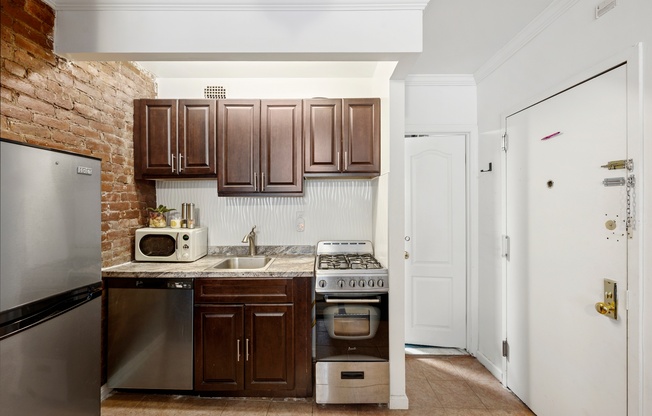 237 E 2 ST
