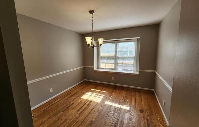 67 MONTRE SQ NW