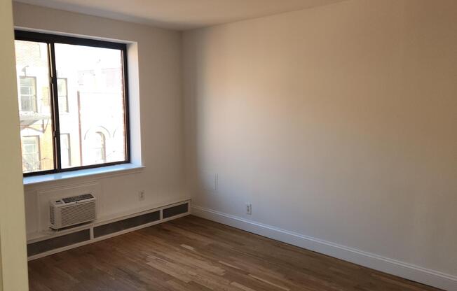 1 bed, 1 bath, 615 sqft, $3,250, Unit PH6F