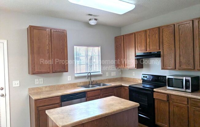 112 GRAYSTAR RD