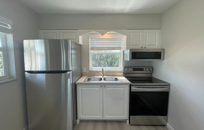 1 bed, 1 bath, 650 sqft, $1,600, Unit Unit 10