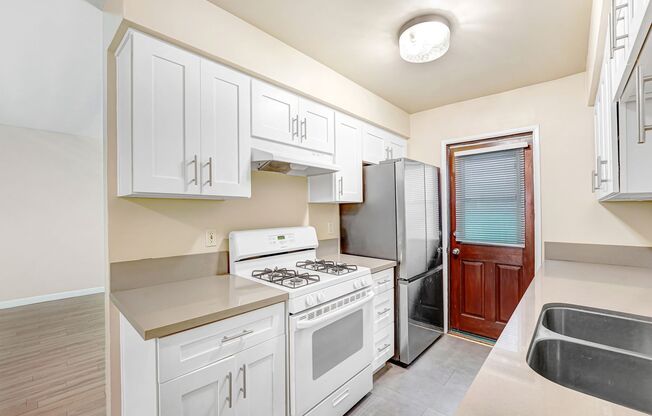 1314 Euclid St. in Santa Monica - near Wilshire Blvd.