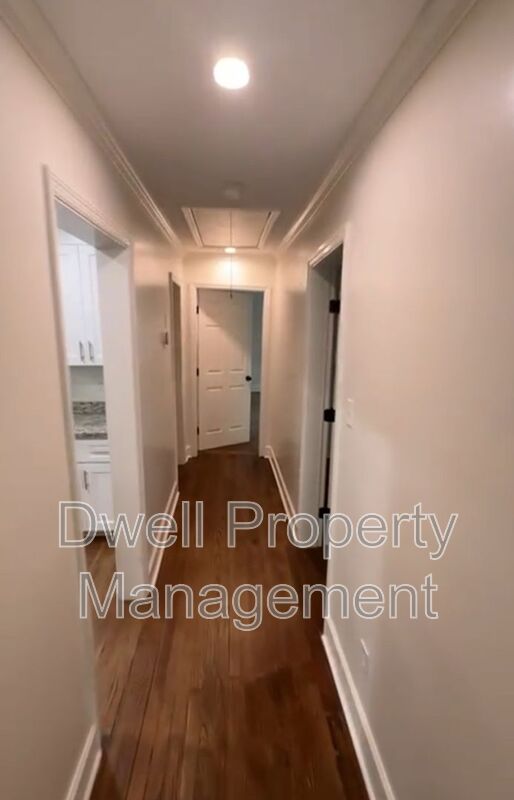 1008 MERRY ST