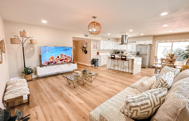 2043 SOMBRERO DR