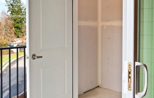 1 bed, 1 bath, 539 sqft, $1,725, Unit C-203