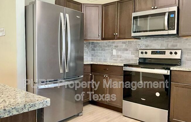 310 HIGHLAND ESTS DR