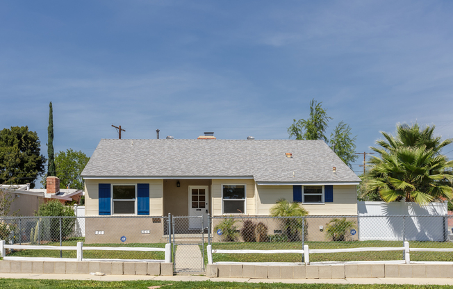 Move-In Ready 3BD/2BA Home Near Woodland Hills