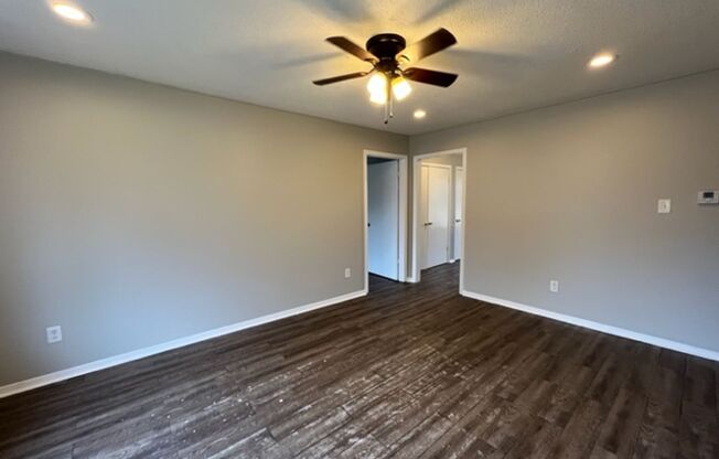 Renovated 3 Bedroom 1.5 Bath Home for Rent!