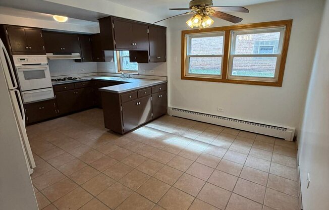 4431 N NEWCASTLE AVE