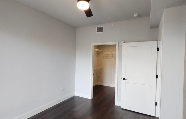 1 bed, 1 bath, 808 sqft, $2,450, Unit #425