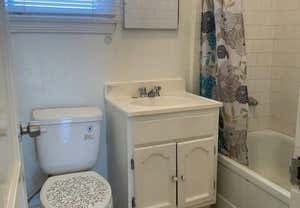 1 bed, 1 bath, 600 sqft, $1,650, Unit 1/4