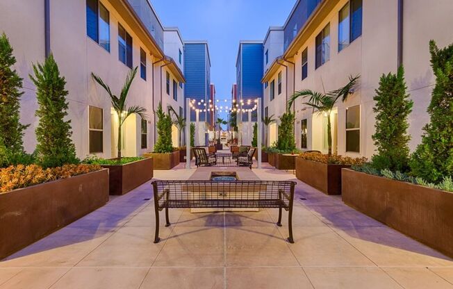 2 beds, 2.5 baths, 2,795 sqft, $5,750