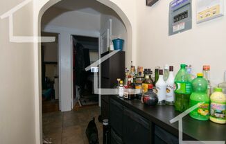 Nicely renovated 1 bed condo in Brighton