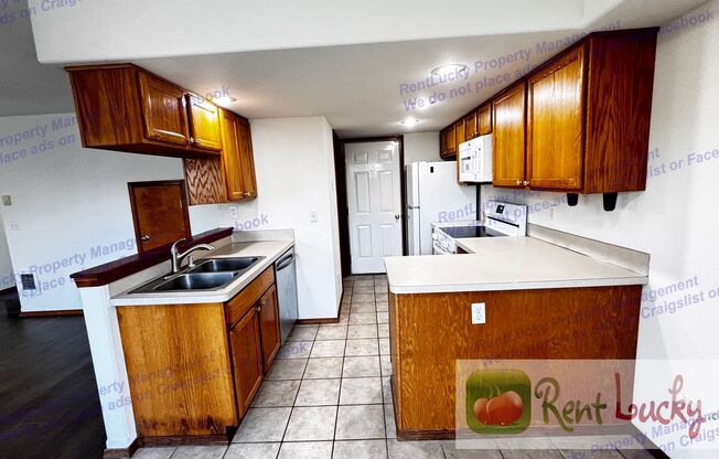 Enjoy the Space! 3-Bedroom| 2.5 Bathroom Chehalis Home with 2-Car Garage
