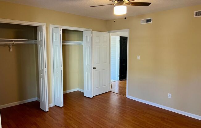 2 beds, 2 baths, $1,600