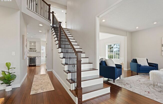 Stunning 4-Bedroom Hillsboro Home with Bonus Room, Den & RV Parking