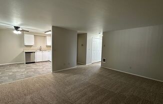 2 beds, 1 bath, 840 sqft, $1,295, Unit 24