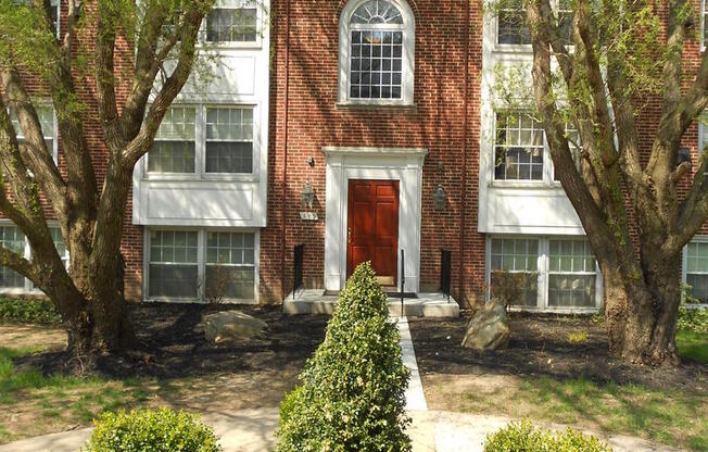 2025/2026 Loyola off-campus 2bd/1.5ba Condo Near Loyola & NDM! Available 6/9/2025