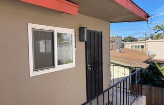 1 Bedroom on Ingraham Street blocks from the beach in Pacific Beach!