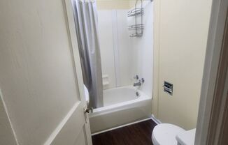 1 bed, 1 bath, $799