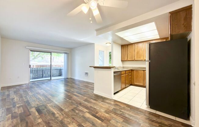 1 bed, 1 bath, $1,950, Unit Unit 71