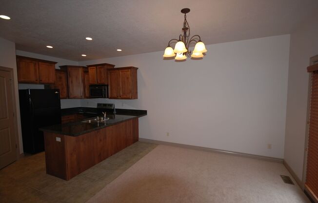 Great Looking Midvale Townhome w attached garage