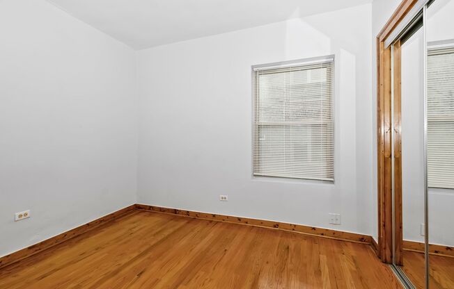 6402 S Troy