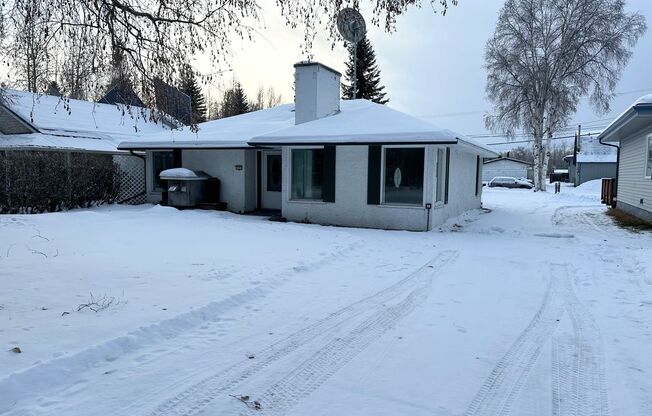 3 Bedroom Home in Fairbanks for Rent!