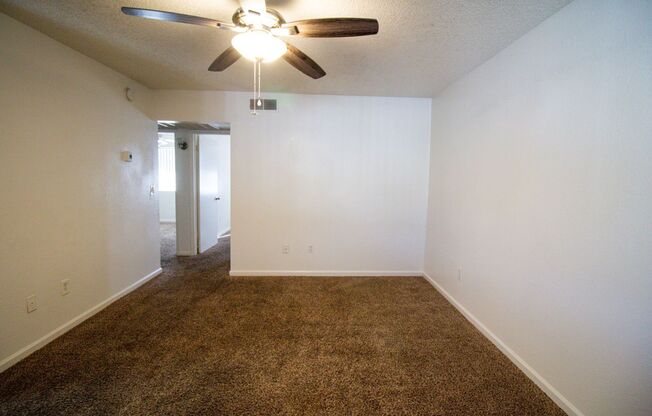 2 beds, 1 bath, 880 sqft, $1,175, Unit 309