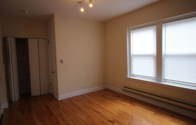 Studio, 1 bath, $1,000, Unit 406