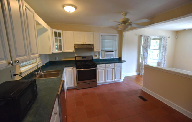 Cozy Cape Cod in Silver Spring's WOODMOOR neighborhood!