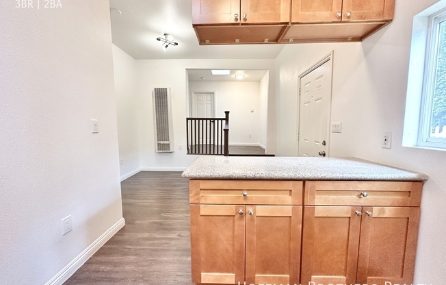 3 beds, 2 baths, $2,750