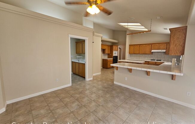 3 beds, 2 baths, $2,595