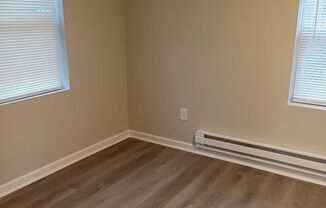 1 bed, 1 bath, 900 sqft, $1,200, Unit Unit 4