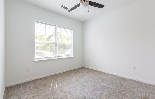 2 beds, 2 baths, 1,300 sqft, $1,545, Unit 212