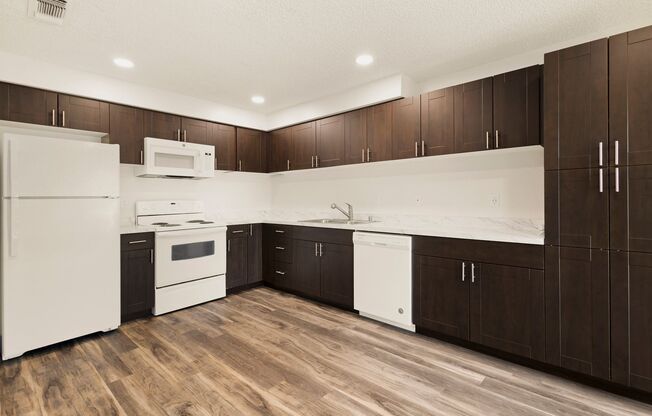 2 beds, 1 bath, 907 sqft, $1,545, Unit 068