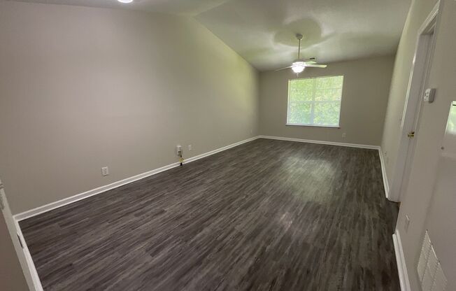 1 bed, 1 bath, 765 sqft, $1,075, Unit 2706-7