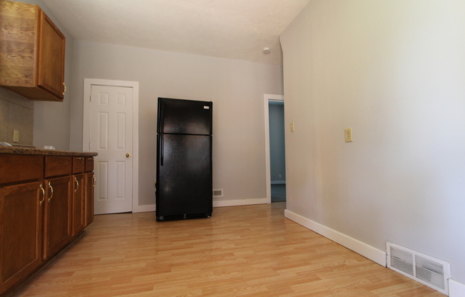 3 beds, 2 baths, $1,445