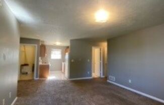 3 beds, 1 bath, $1,195, Unit Apt C